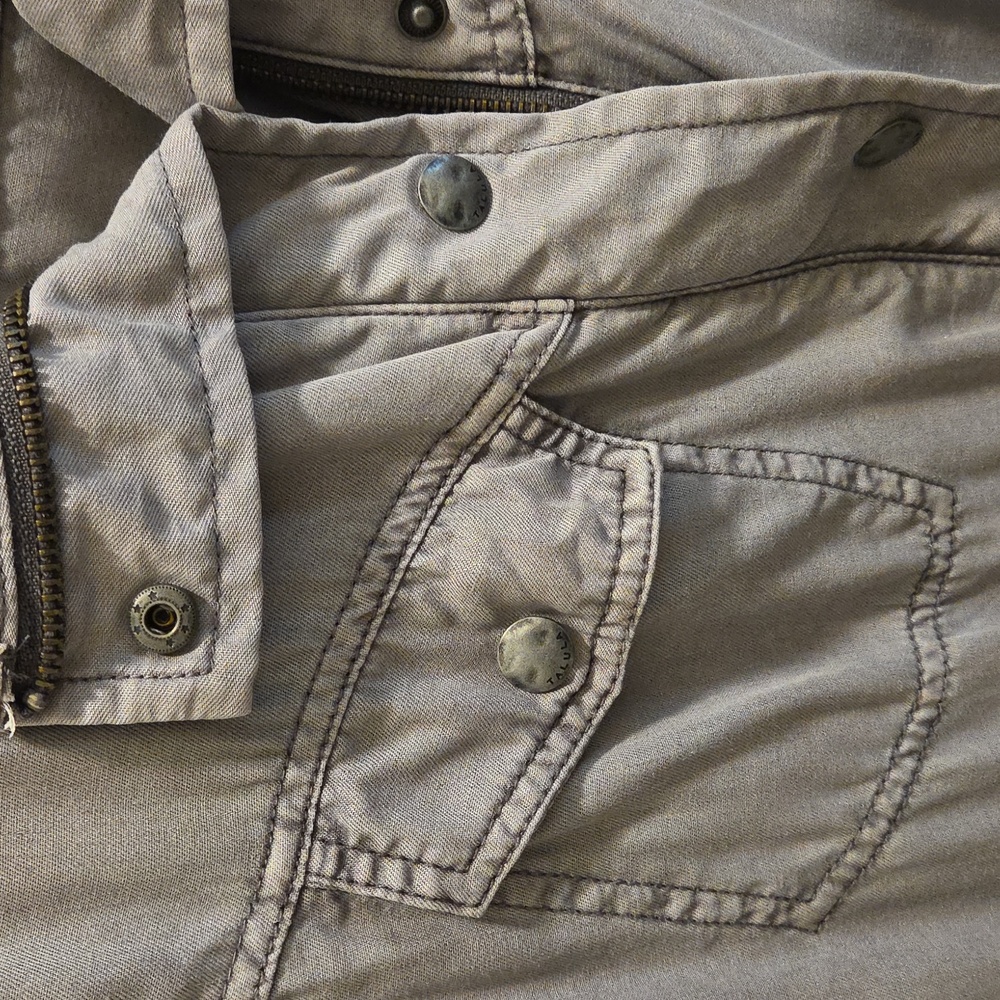 Talula Gray Utility Jacket - Picture 4 of 9